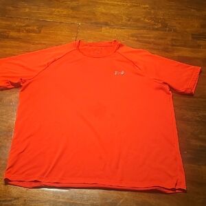 Under Armour Men's Red Short Sleeve Tee